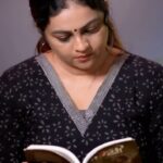 Aswathy Sreekanth Instagram – കാളി – Q&A video coming soon in life unedited 🥰
Book is available in all DC Book’s outlets and dc books online store ❤️

🎥 @unaiseadivadu