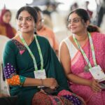 Aswathy Sreekanth Instagram - അച്ഛപ്പം കഥകളുടെ ഗായത്രി, അച്ഛന്റെ ഗായത്രി ! നർമവും നോവും പാകത്തിൽ ചേർത്ത് ഗായത്രി എഴുതിയ കഥകളെക്കുറിച്ച് ഇന്നലെ കെ എൽ എഫ് വേദിയിൽ സംസാരിച്ചു. പോകാനിരിക്കുന്ന യാത്രകളെ കുറിച്ചും വരാനിരിക്കുന്ന പുസ്തകത്തെ കുറിച്ചും സംസാരിച്ചു. ഒരു മണിക്കൂർ എത്ര വേഗമാണ് പോയത് ! പെണ്ണുങ്ങളുടെ കഥ പറയുന്ന ‘കാളി’ പ്രകാശിപ്പിച്ചത് ഗായത്രിയാണ്. അതുമൊരു യൂണിവേഴ്സൽ സെലക്ഷൻ ആവണം. ❤️ ഇന്നലെ വേദിയിൽ പറഞ്ഞത് പോലെ സഹയാത്രിക എന്ന തോന്നലാണ് എപ്പോഴും, അങ്ങനെ ആയിരിക്കട്ടെ... ആശംസകൾ, പുസ്തകങ്ങൾക്കും യാത്രകൾക്കും സൗഹൃദത്തിനും 🥰