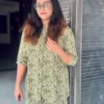 Aswathy Sreekanth Instagram – Somedays getting up itself is a major win 🤗

Life can be overwhelming, especially when juggling multiple responsibilities. As a working parent, I often find myself exhausted from hectic work schedules and managing my kids and home. But despite the challenges, I still wake up every day and face life head on. I am so proud of myself for not giving up !
So here’s to all the strong and resilient individuals out there- keep pushing through, you got this ❤️🤗

PC : Padma 🥰

#ificanyoutoocan #lifelessons