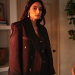 Athiya Shetty Instagram - stay until the sun sets @gucci #gucciancora