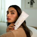 Athiya Shetty Instagram - After a taxing day, I find solace in @personaltouchskincare’s Aquavault Duo! 💫 Let the gentle 5.5 pH-balanced Aqua Vault Body Wash wash away the strains, eliminating odour and leaving behind a delightful scent. Then, treat your body to the nourishing Aquavault Body Creme, brimming with vitamins and shea butter to replenish and hydrate tired skin. Say hello to soothing self-care and wave goodbye to stress! Grab yours only at www.skincarepersonaltouch.com #StressReliefEssentials #AquavaultBliss #RelaxwithPersonalTouchSkincare