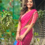 Athulya Ravi Instagram – அனைவருக்கும் இனிய தைத்திருநாள் பொங்கல் நல்வாழ்த்துகள்! 🎉😊 #happypongal #happysankranti ❤️❤️