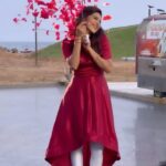 Athulya Ravi Instagram – The most important relationship in your life is with yourself ❤️ #happyvalentinesday to my sweethearts ❤️❤️
#valentineswishes #loveyourself #loveyourpartner #loveyourfamily #loveyiurfriends #loveandloveonly ❤️❤️