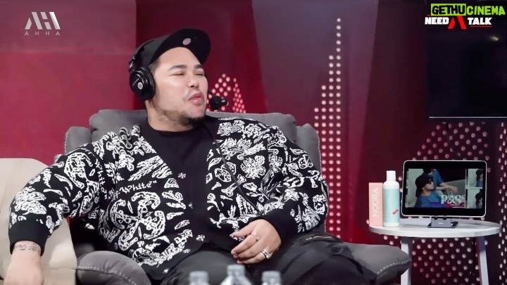 Atta Halilintar Instagram - Darr derrr dorrrrr seru banget ni podcastt... Kembaran Aurell?!!! Berhenti dari TV...