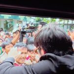 Atta Halilintar Instagram - SEREM 😭🥺 (di slide makin serem) Saya dateng ke sekolah banyak anak2 bercerita hingga berurai air mata pengalaman di bully sampai ke hal sensitif dari Sd. Sekolah Mahal ada Bully, Sekolah Negri ada Bully, Sampai Sekolah Agama pun ada Ya Allah 🤲🏼 jaga anak2 kami ya Allah GERAKAN BERSAMA POLRES JAKSEL! #STOPBULLYING #BeraniBicara