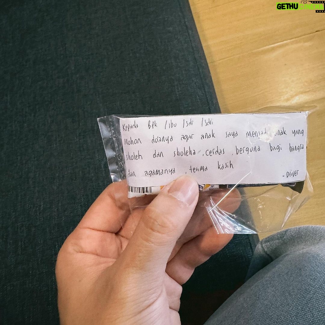 Atta Halilintar Instagram - size sepatu brp?