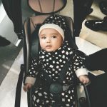 Atta Halilintar Instagram - liat apaan ya adek azura?
