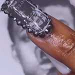 August Alsina Instagram - “Myself” the album 💿 nail art by @its.monibabi ; you so coleeee and creative w/ it🧊 💅🏽.. 🗣 Dey fans could neverrrrrrr, like ever! 😂🥴 but na.. I’m honored w/ gratitude to have my life & art rocked on a black woman’s nails. I know how much y’all take pride in yal’s nails and accessories. It’s like I’m doing everything your hands do with you throughout your day 🙃😅