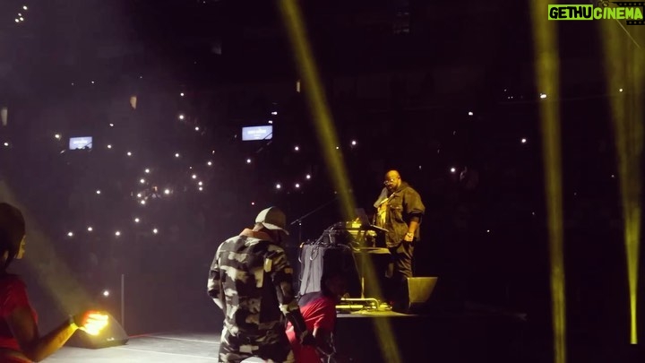 August Alsina Instagram - Couple weeks ago in New Orleans. I AM 4EVA NEW ORLEANS!! 🤴🏽 Thankyou @hasizzlethevoice for coming thru & sharing ya voice 🤞🏽❤️🩹 Y’all tap in & keep streaming “Myself” the album 💿(linked in bio)