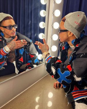 August Alsina Instagram - [Swipe Left] Detroit brought the snow.❄️ Encina brought the glow💫