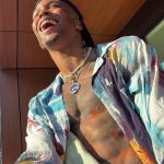 August Alsina Instagram – Follow @encinawellness & click the link in bio for the GL🪞W!! 💫