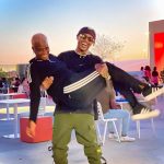 August Alsina Instagram - The picture’s a bit blurry here, but the art of love is clear. 🖼 ❤️‍🩹 iWent to pop up on my mama.. just to tell her “Thankyou for Tough love mama.” For what you gave back then, Wombed me, to be birthed through life’s trails of fires God set ablaze. Just One look ☝🏾 to my mother & I’m immediately reminded of the strength and resilience housed inside my DNA 🤴🏽 You are “survival” personified. 💪🏾 🗣 Love You Mama!!