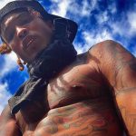 August Alsina Instagram - Happy Easter! Swipe to picture 8 to see the forever mood of least resistance that I strive for. Sometimes I slip, but the inner-kid at heart in me that’s navigating this diminutive, society driven, and Adult stricken world, remains. 👼 💫