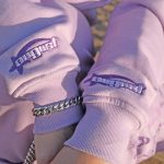 August Alsina Instagram - Yo! I dropped new sweatsuits! (Click The Link In My Bio) They are brilliant quality and it’s not many of them so get it before they go!