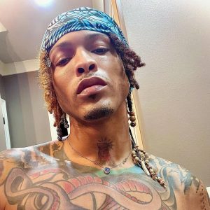August Alsina Instagram - SHEILA BOY, 👼 & The
Hood-Magician, 🥷Turned Emperor. 💫🪐✨
