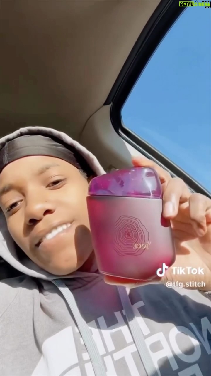 August Alsina Instagram - Somebody pls tell “Austin”, he did his thing… when I find him ima tell him too. 😂 Ps; yall would be surprised at how many people call me Austin.. one time in conversation, an MMA fighter did.. and I just agreed, like yup! DassMe 😅🥴🤷🏽♂️