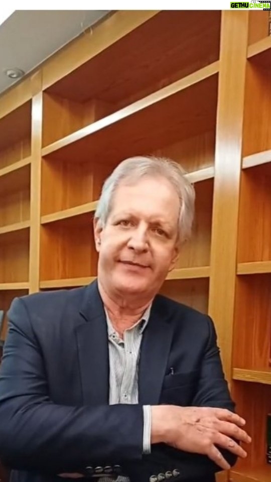 Augusto Nunes Instagram - Lula está feliz com as eleições da Venezuela; Lula quer gastar R$ 20 milhões para retornar os móveis da presidência da República Assembleia do Espírito Santo pede a soltura do Capitão Assumção #jornalismo #noticias #revista #novidade