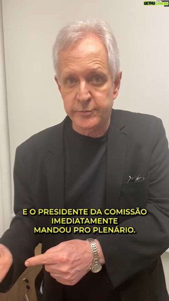 Augusto Nunes Instagram - RECADO URGENTE: A live de hoje precisou ser remarcada. Não percam a série de lives que começará na segunda-feira, 18, e seguirá até sexta-feira, 22, com convidados mais que especiais. #jornalismo #noticias #revista