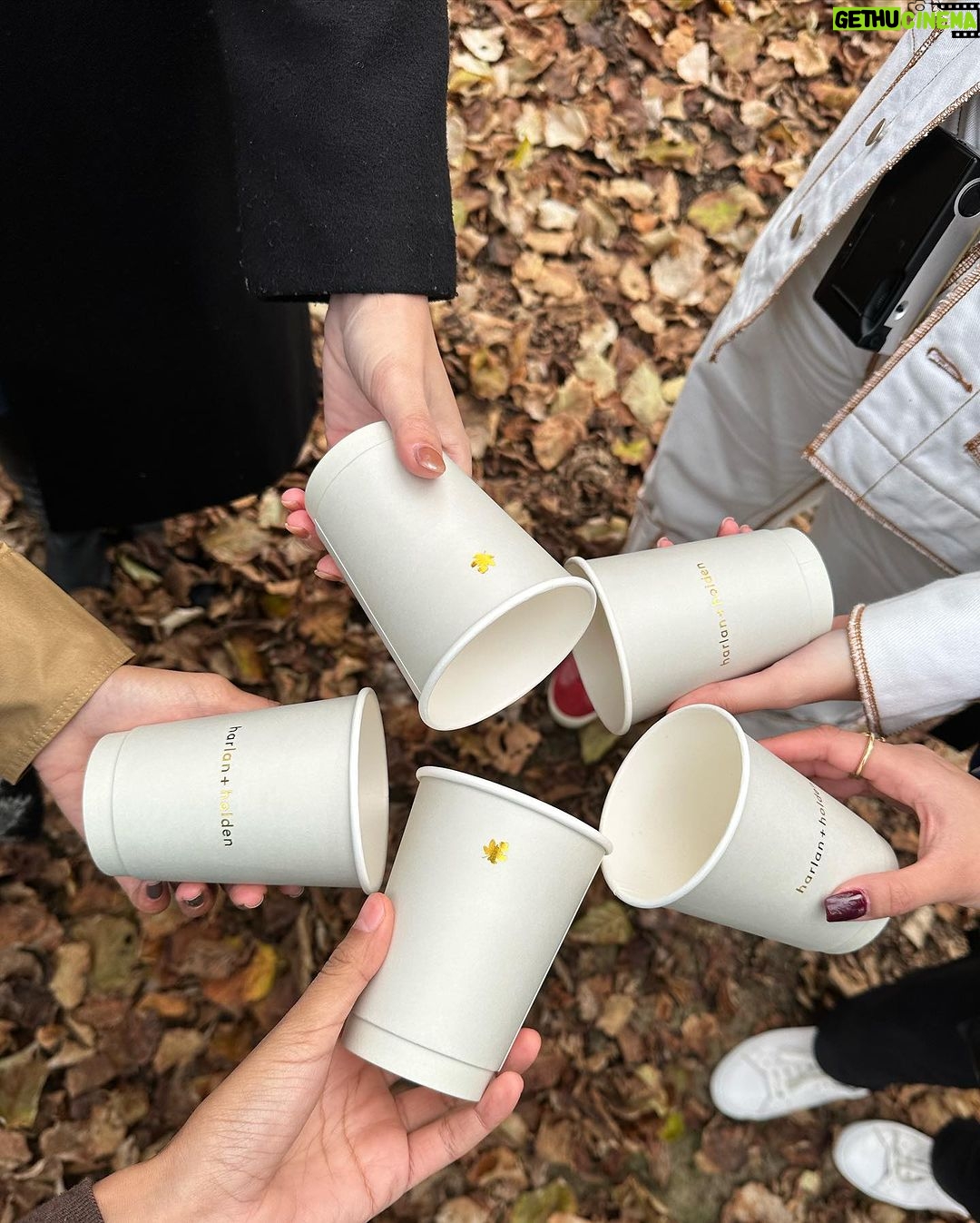 Aurélie Moeremans Instagram - 🥺 belum mau pulang @harlanholden.coffee #HarlanCoffee #becausehazelnut