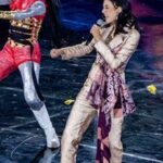 Aurélie Moeremans Instagram - Si TTD 🥹 #TibaTibaDangdut Se-ASEAN bagoyang 💃🕺 Thank you mas @wishnutama untuk kesempatannya! Eventnya keren luar biasa 🔥 Selamat untuk seluruh teamnya! Makasih @tohpati arrangement manisnya! Shoutout to @onframe_ 🕺💃 amazing dancers! Wardrobe: custom @ernestoabram Earcuff: @komangtri Necklace: @houseofjealouxy #aureliebernyanyi Jakarta, Indonesia