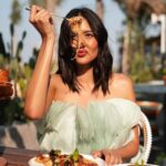 Aurélie Moeremans Instagram - Write a caption… Caption paling pas aku pin 📌
