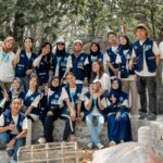 Aurélie Moeremans Instagram - Waktu ikut trip @voluntrip.kitabisa aku ditanya apa arti “ kindness “ menurut aku. Nah aku pengen tau dari kalian, menurut kamu, kebaikan itu seperti apa?