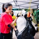 Aurélie Moeremans Instagram - Today was fun! 💕 Clean up area depan sekolah SMPN 195 Jakarta Timur bersama teman-teman! Untuk memperingati hari @worldcleanupdayindonesia yang akan diadakan tanggal 16 september nanti, WCD mengadakan Clean Up setiap hari dari tanggal 1 sampai tanggal 30 september nanti! Check their IG! 📸 @wandagraphy
