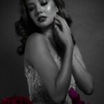Aurélie Moeremans Instagram - Good night ♥️ Designer/dress @lotv_by_joanafransiska ⁩ Fotography @obscurainc MUA @genevievecandy.mua @givency.mua Hairdo by @givencymakeupacademy student @wandajmakeup Fashion stylist @ockasakri Giant Flowers @floramemoir Skin retoucher: @retouchbyrijki shoes @christinwuofficial Studio @loftstudiofoto