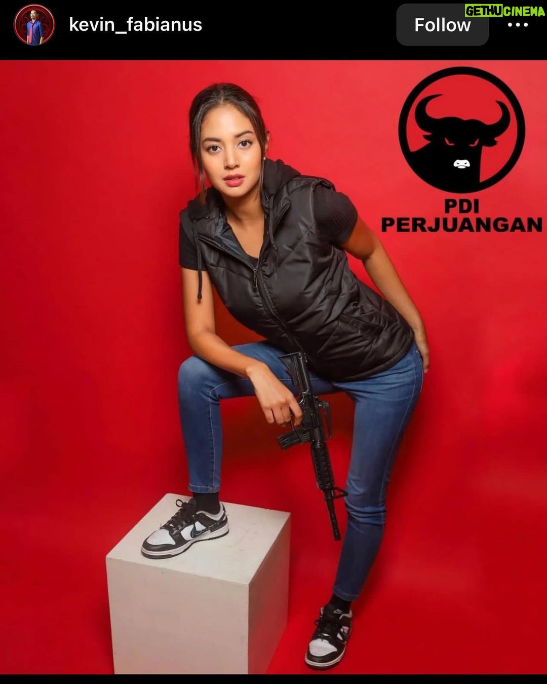 Aurélie Moeremans Instagram - Karya kalian nih 😂 siapa yang menang #Aureliegabut3 ? Silahkan vote ❤️