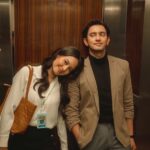 Aurélie Moeremans Instagram - isi DM penuh dengan pertanyaan “ kok episode 8 belum keluar? “ “ episode 8 kapan keluar? “ Episode 8 keluar selasa ya guys, episode 9 nya keluar rabu! Sabar yaaa sedikit lagi 😂 nih aku kasih foto Ana - Saka biar kangennya terobati ( atau malah semakin kangen? ) #mantantapimenikahtheseries