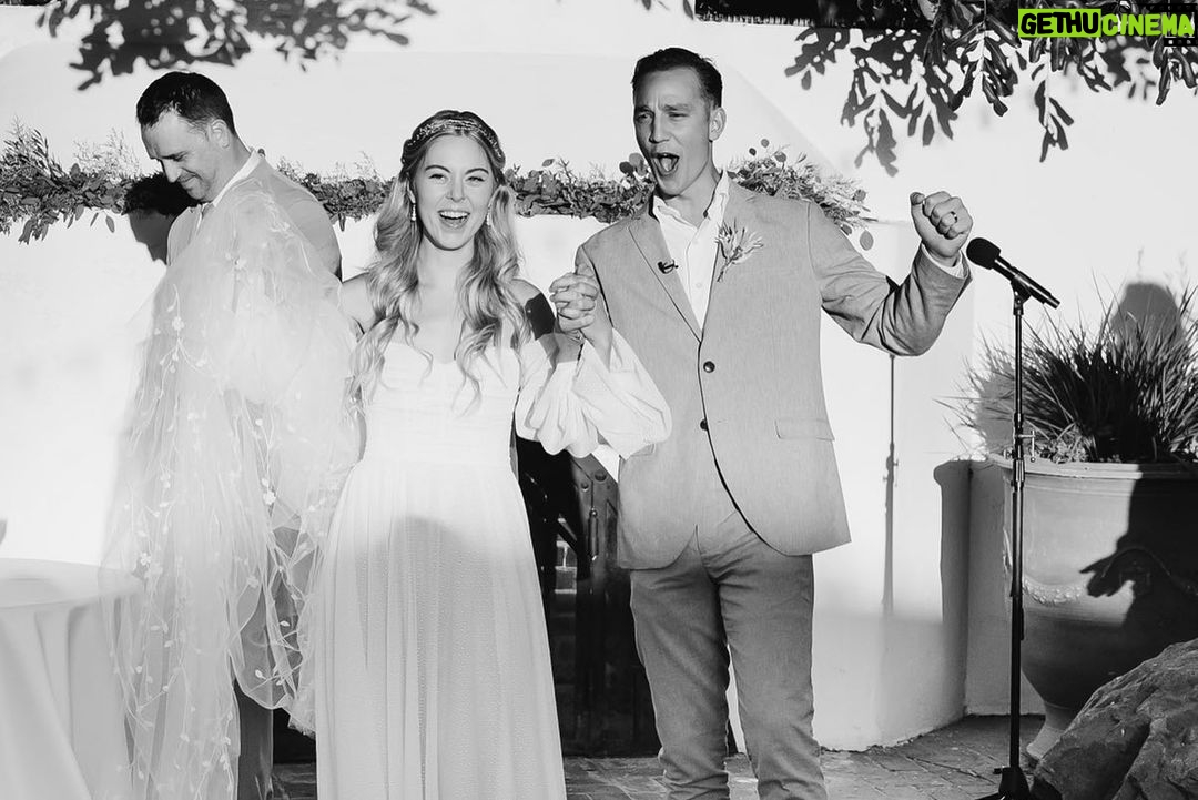 Austin North Instagram - Such a special day. I love you so much @lorennorth YOU’RE MARRIED???!?!?