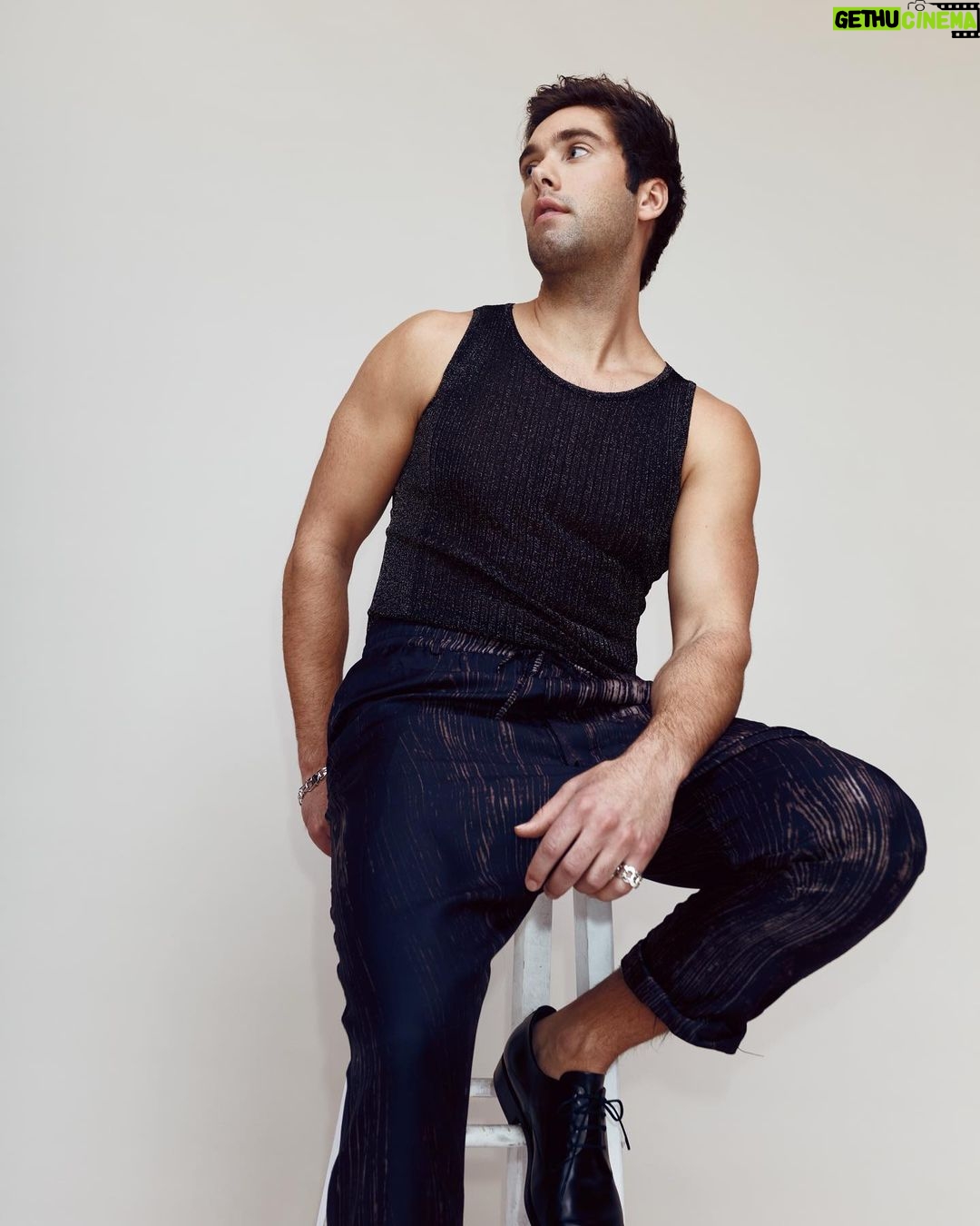 Austin North Instagram - Did a fun thing with @saturnemagazine Video shot by @itsrobertmarrero Photography by @drakehackney Styling by @stylebybek Grooming by @colleendominique Interview by Lilia Abdelli Zeraoui & @anaisbsilva EIC @cerenahmn @lynaallt Location : @hypestudios.la