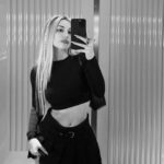 Ava Max Instagram – holidazzze ✨❄️ 👯‍♀️