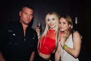 Ava Max Instagram - After show winedown 🍷 🎈