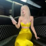Ava Max Instagram - Follow the yellow brick road… 💛 New York, New York
