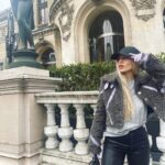 Ava Max Instagram – Paris 🖤