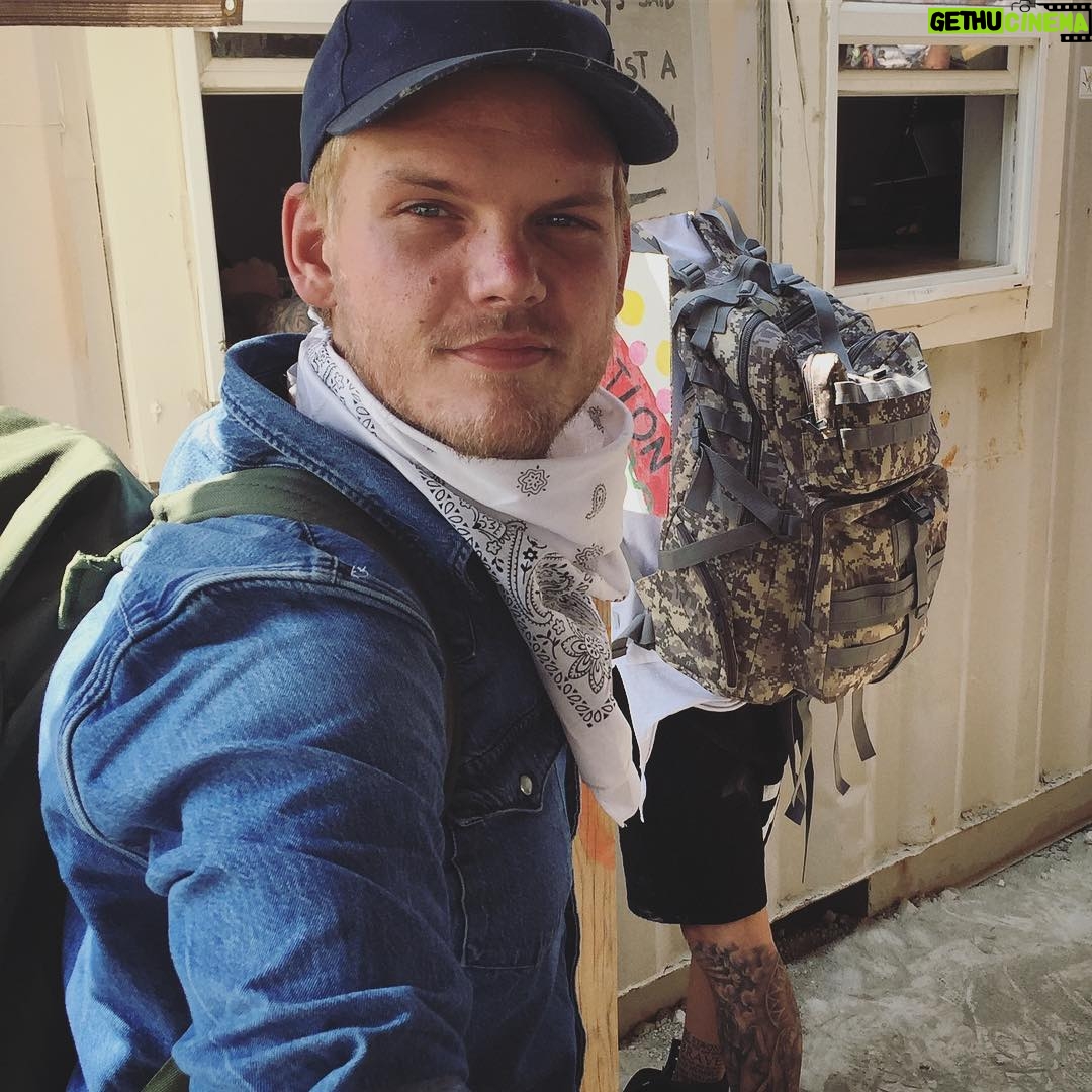 Avicii - 140.2K Likes - "Welcome Home" is what they said 🔥🕴🤙