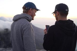Avicii Instagram - Funny how a screen can draw more attention than one of the seven wonders of the world. Remember to look up 👆