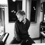Avicii Instagram - So many options🤔 🎹🙃 © @sean_eriksson