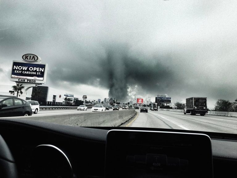 Avicii Instagram - Los Angeles or Mordor?🤔 #smognotfog