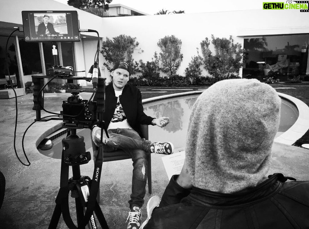 Avicii Instagram - I always do interviews by the side of a swimmingpool. No JK this was the only time hehehe