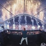 Avicii Instagram - Thank you Estonia and Weekend festival! In a few hours I'm doing my last show ever in Sweden 😮Det här blir kul Malmö!!😃