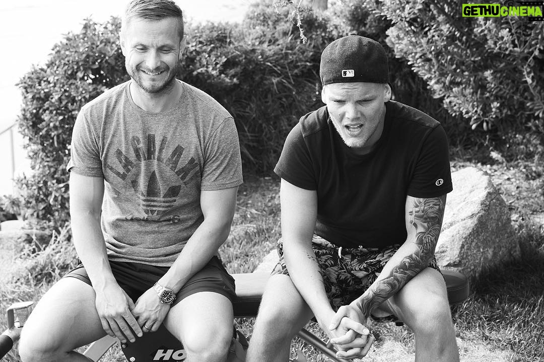 Avicii Instagram - This guy gets you going and makes your muscles grow 💪🏻 @magnusmethod