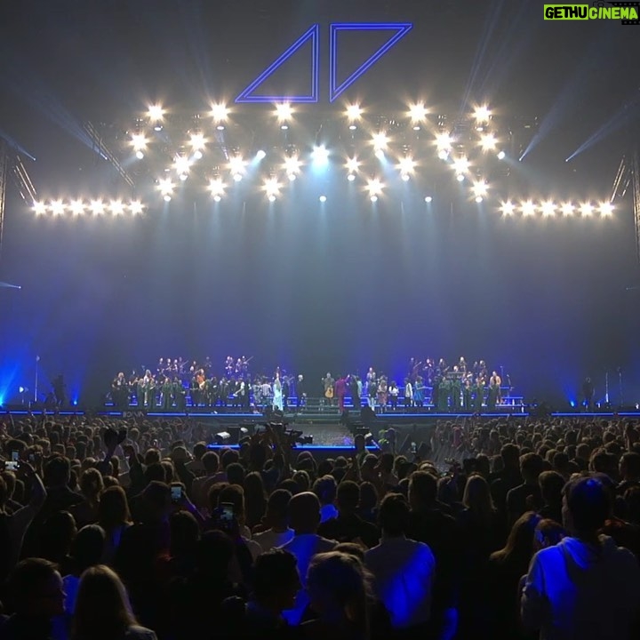 Avicii - 895K Likes - Special thanks to all the fans & artists who celebrated Tim’s life & music at the Avicii Tribute Concert
in Stockholm last week ❤️ watch the full concert on YouTube