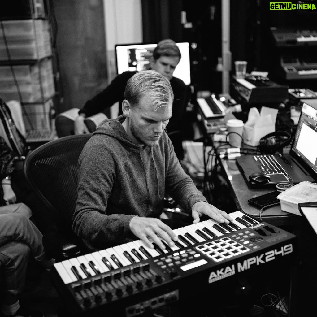 Avicii Instagram - Being in the studio for me is being home.