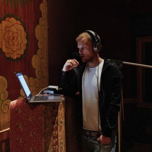 Avicii Instagram - Studiomode 🤙