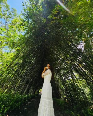 Avika Gor Instagram - @milindchandwani showing off his photography skills 💚

Which one did you like? 
I’m obsessed with the last one🥰

#Vietnam #avikagor