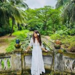Avika Gor Instagram - @milindchandwani showing off his photography skills 💚 Which one did you like? I’m obsessed with the last one🥰 #Vietnam #avikagor