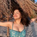 Avneet Kaur Instagram – Beach baby 🥥🌴🌊☀️
Wearing @tomberamoureuxin Goa