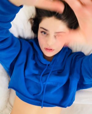 Ayça Ayşin Turan Instagram - Flumsu🙃💙